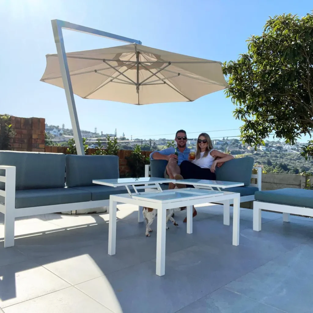 cantilever umbrellas images.images.1740556841618 |